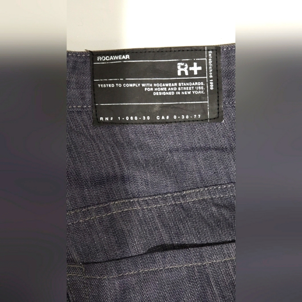 Rocawear R+, original fit men's jeans. 40x32,NWOT, cool Y2K vibe - Picture 7 of 14